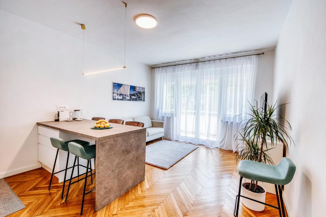 Center Apartament *